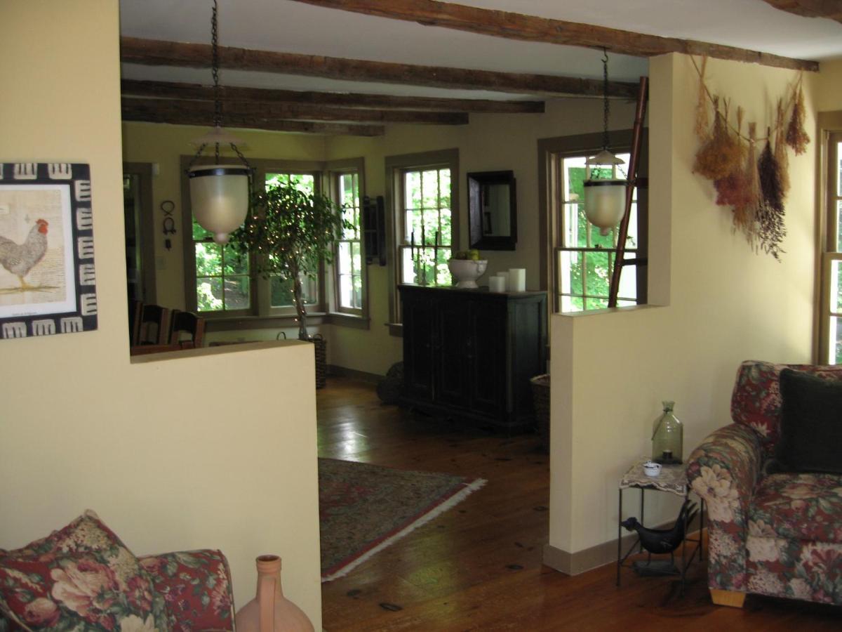 B&B On Seven Acres With Private Bed & Bath Clinton Corners 외부 사진
